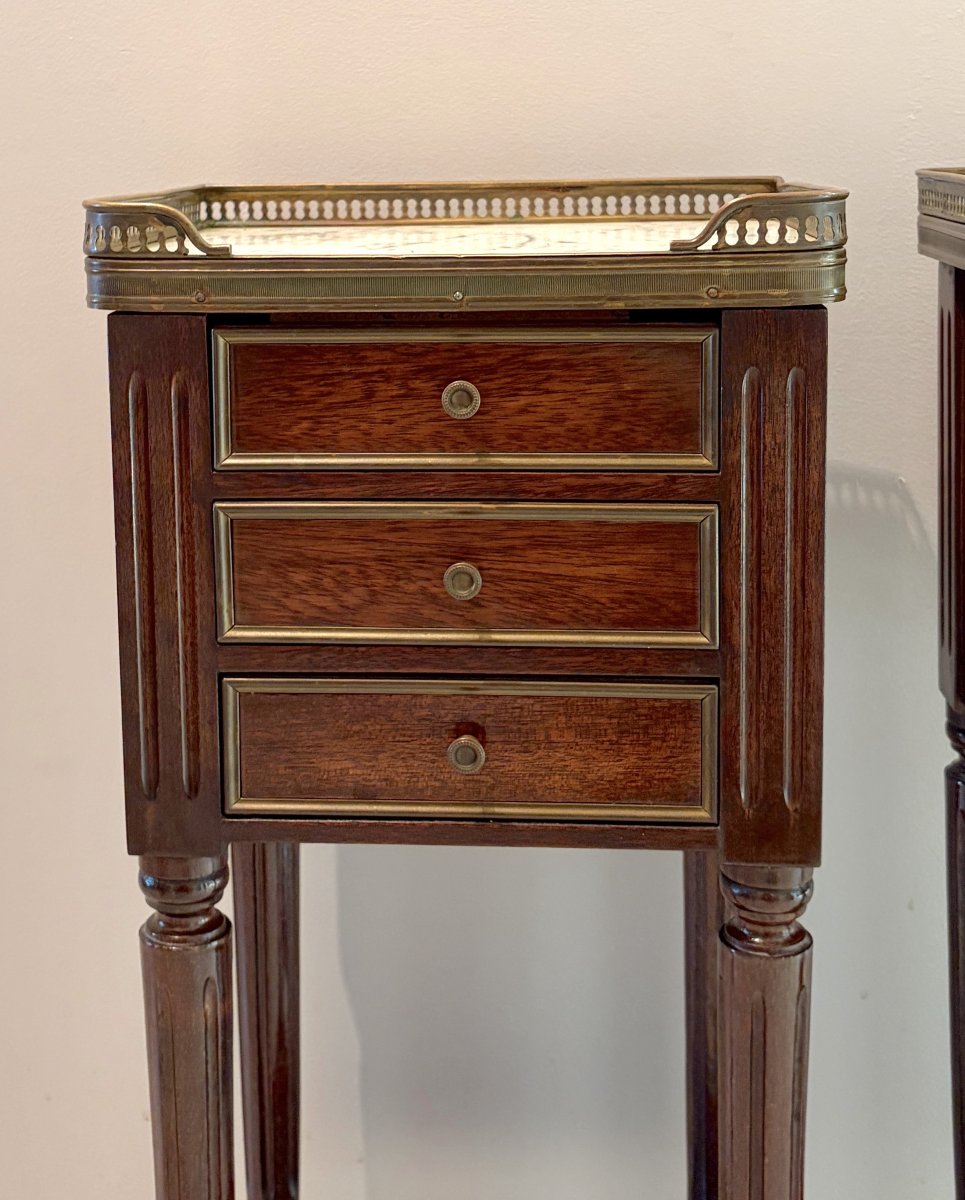 Pair Of Lxvi-style Nightstands-photo-3