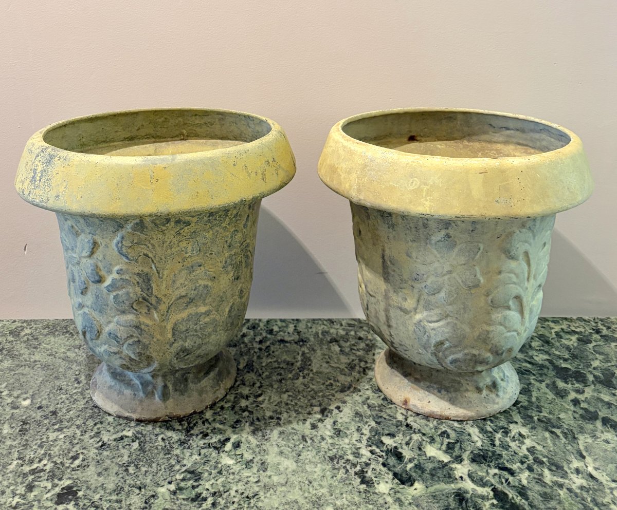 Paire de vases en fonte patiné 1930-1940