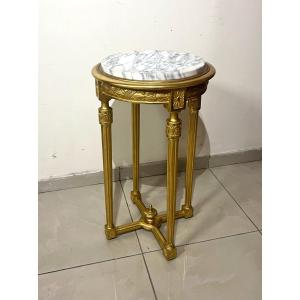 Round Pedestal Table In Golden Wood