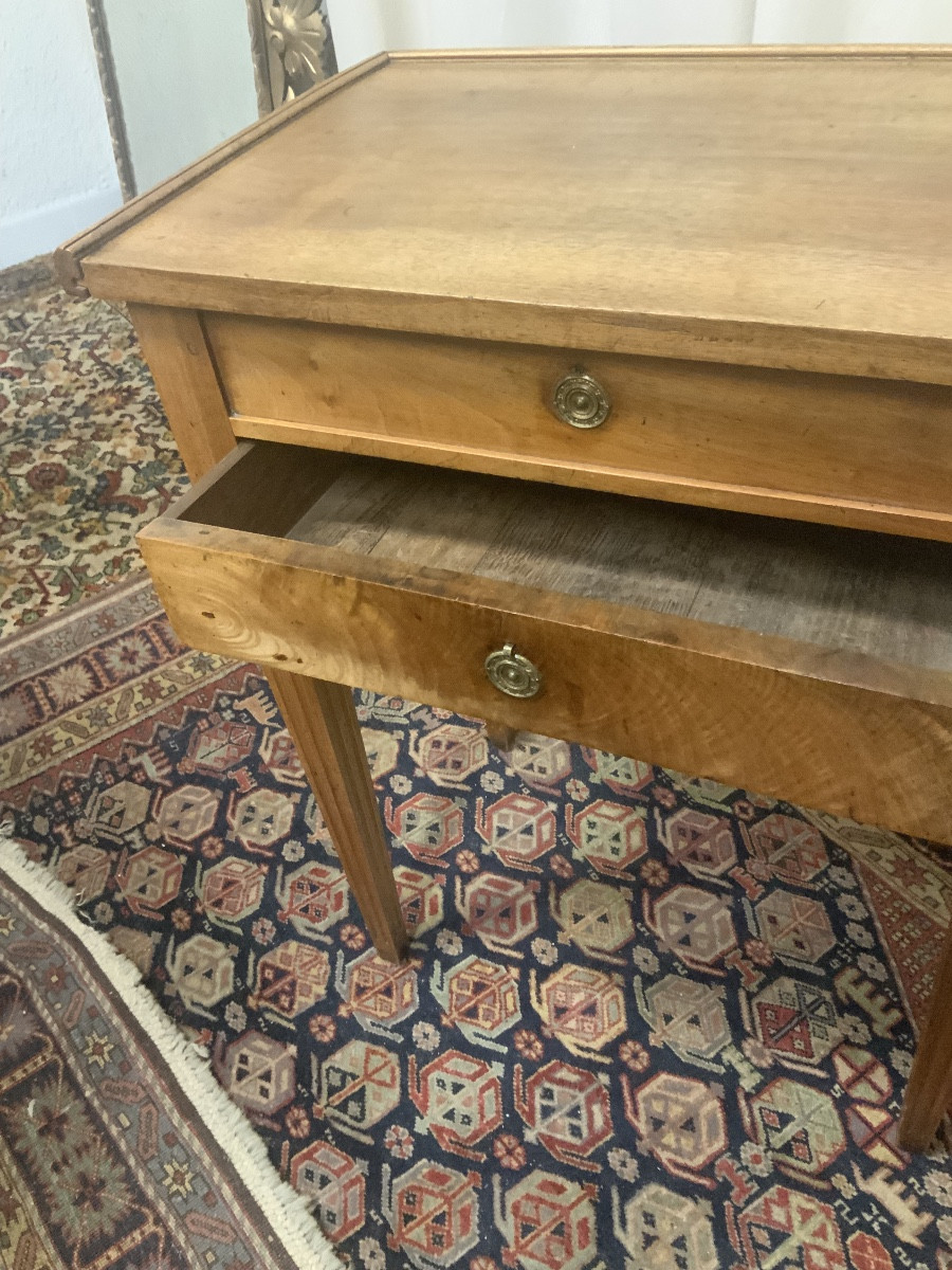 Petite table de style Louis XVI-photo-1