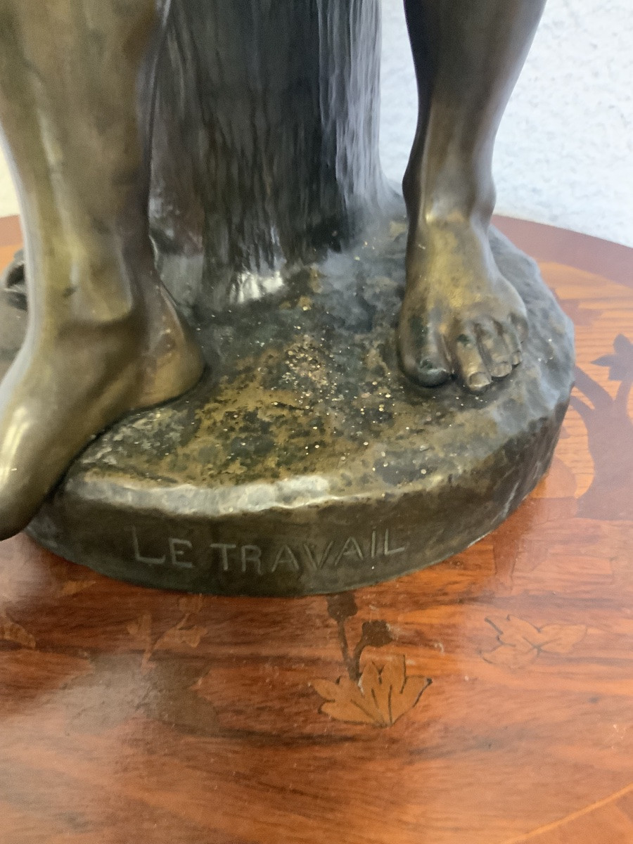 Bronze « le travail » signé Carlo NICOLI-photo-1