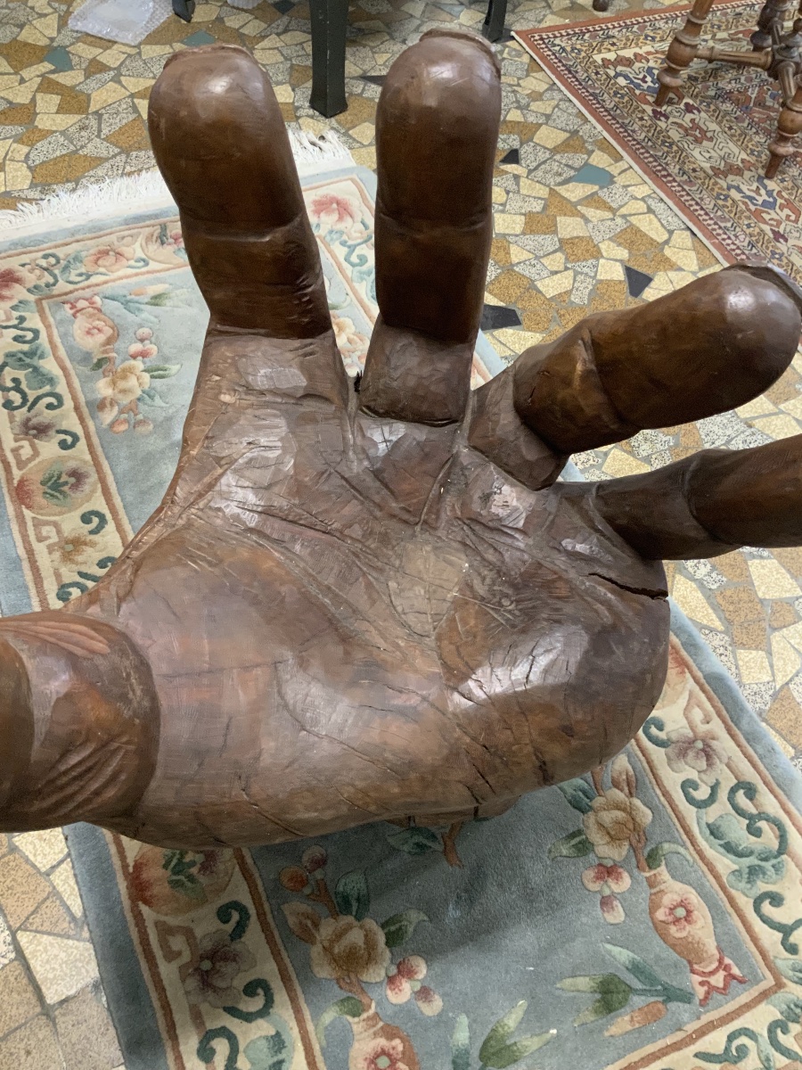 Wooden Sculpture Representing A Open Hand-photo-2
