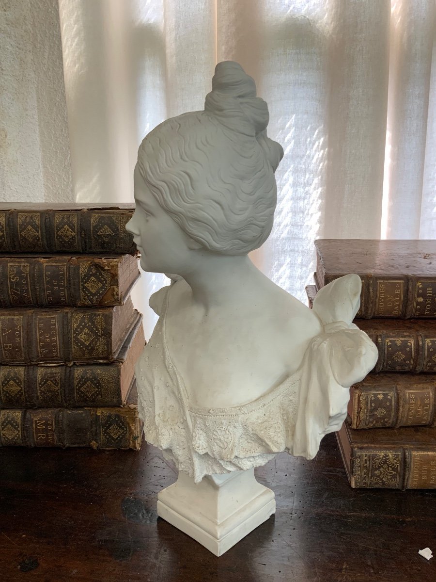 Bust Of A Woman Signed Luca Madrassi-photo-1