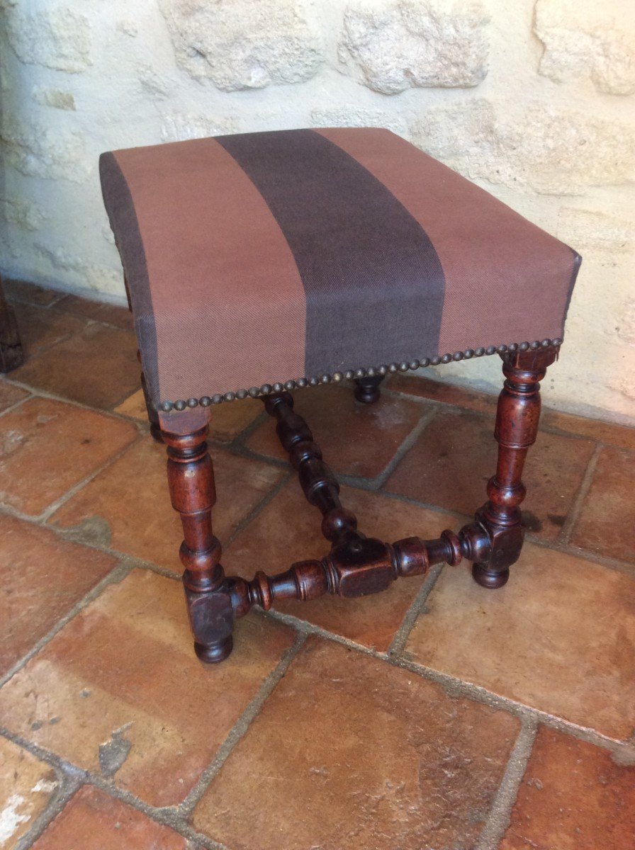 Louis XIII Stool-photo-4