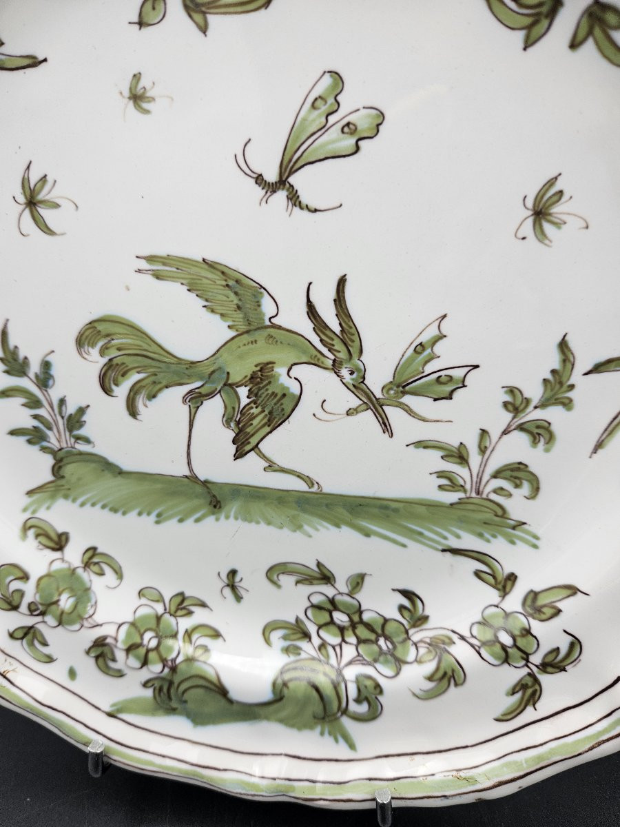 Assiette en faïence de Moutiers Époque XVIII ème-photo-4