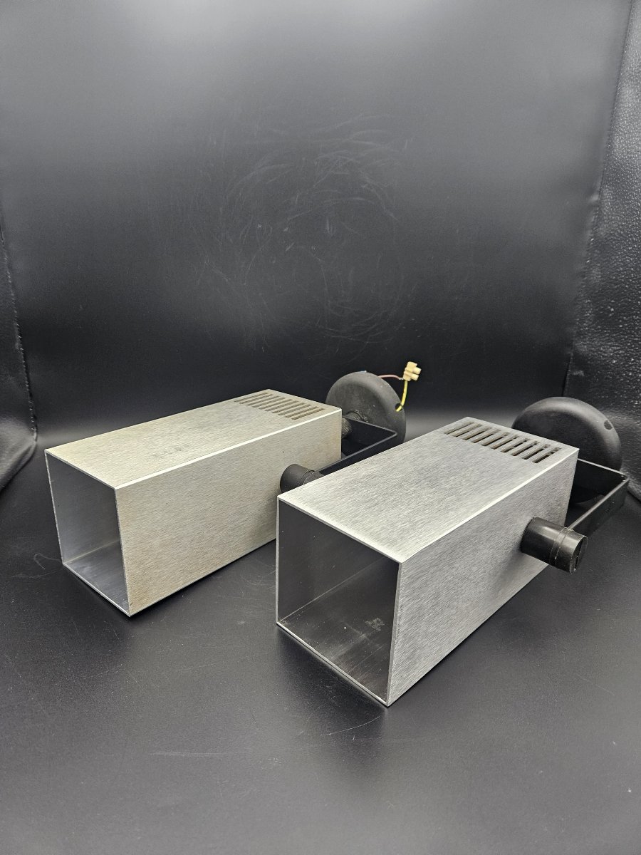 SPOTS, APPLIQUES, PAIRE DE SPOTS EN ALUMINIUM BROSSE ANNÉE 70 -photo-2