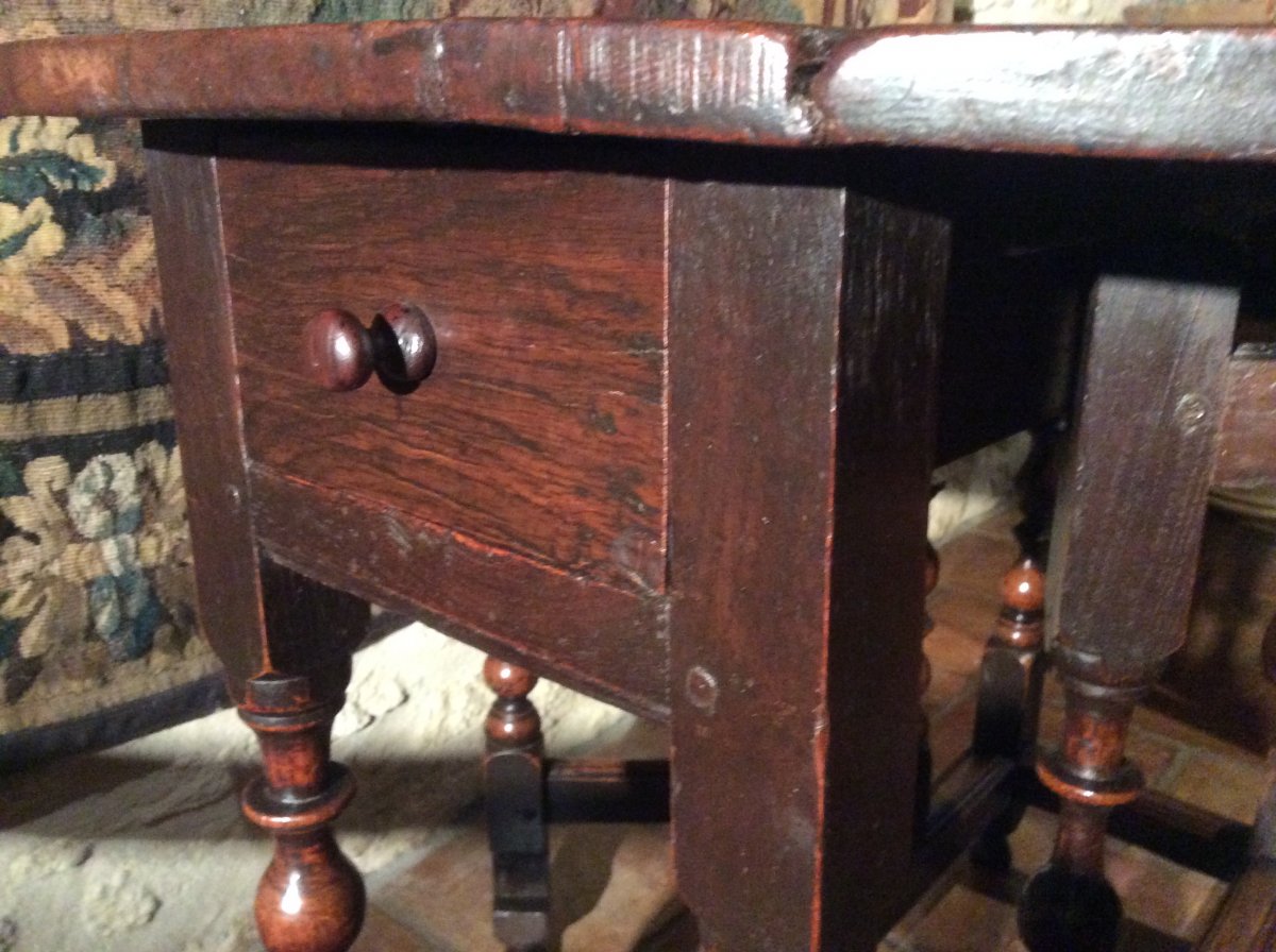 Gate Leg Table-photo-3