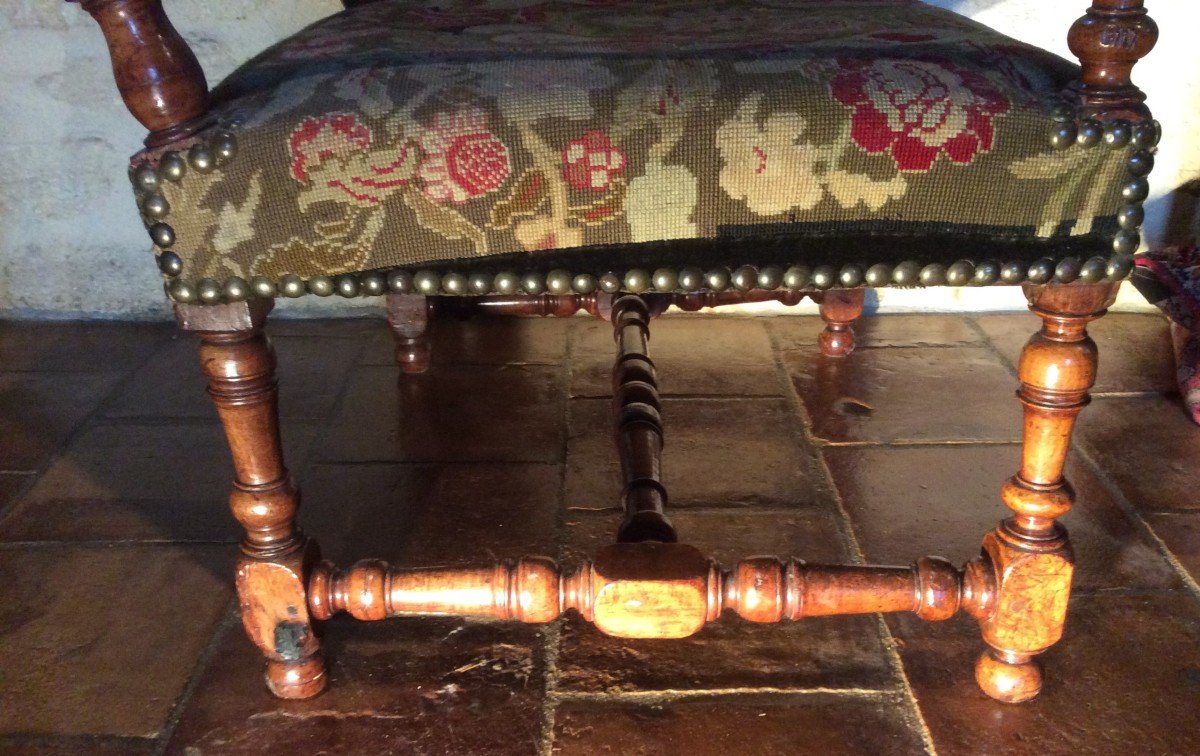 Louis XIII Armchair-photo-4