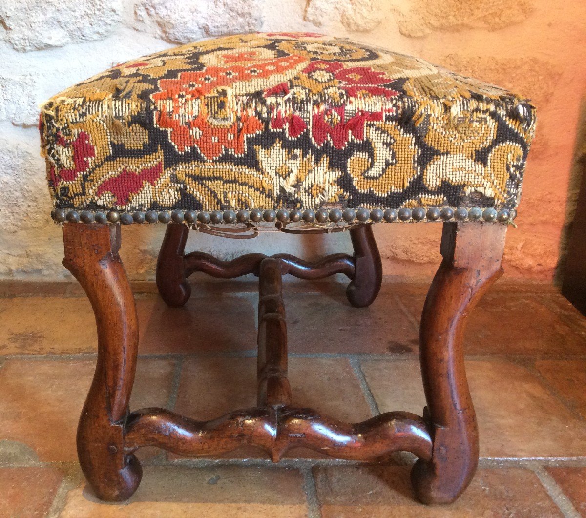 Louis XIII Stool-photo-4