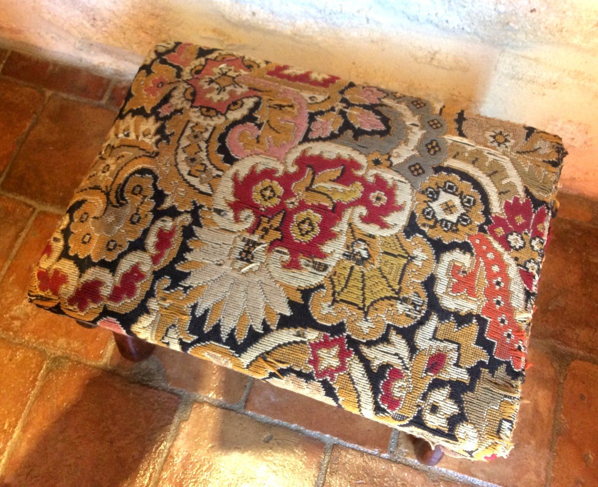 Louis XIII Stool-photo-2