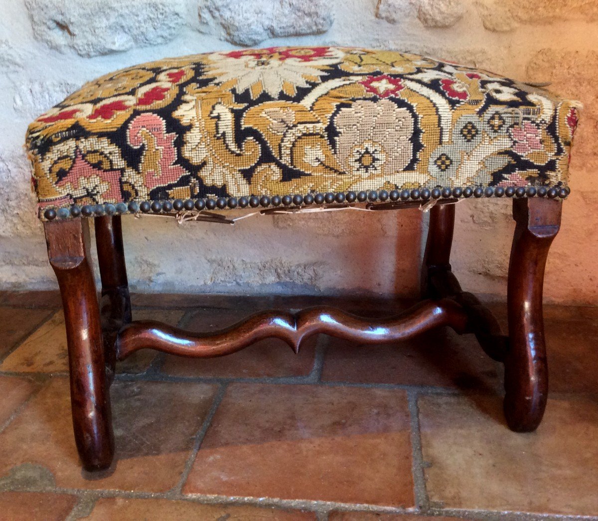 Louis XIII Stool-photo-7