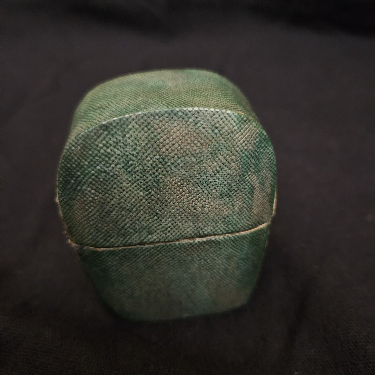 Stingray-covered Perfume Bottle Box-photo-4