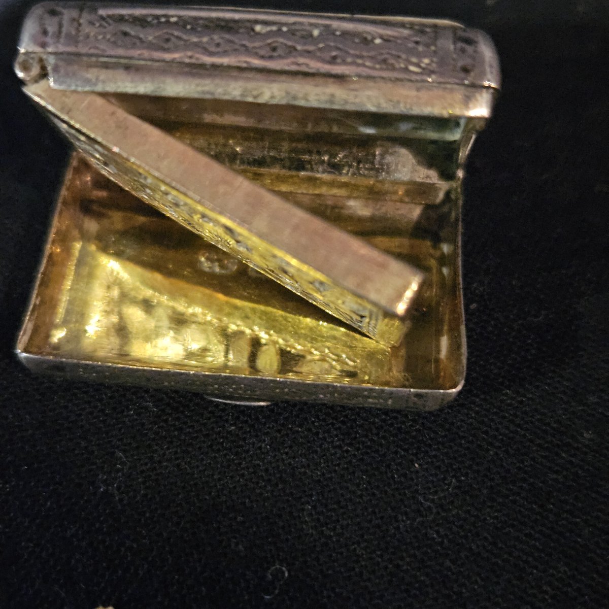 mini vinaigrette en argent avec la grille intérieur en vermeil. 19ème siècle-photo-4