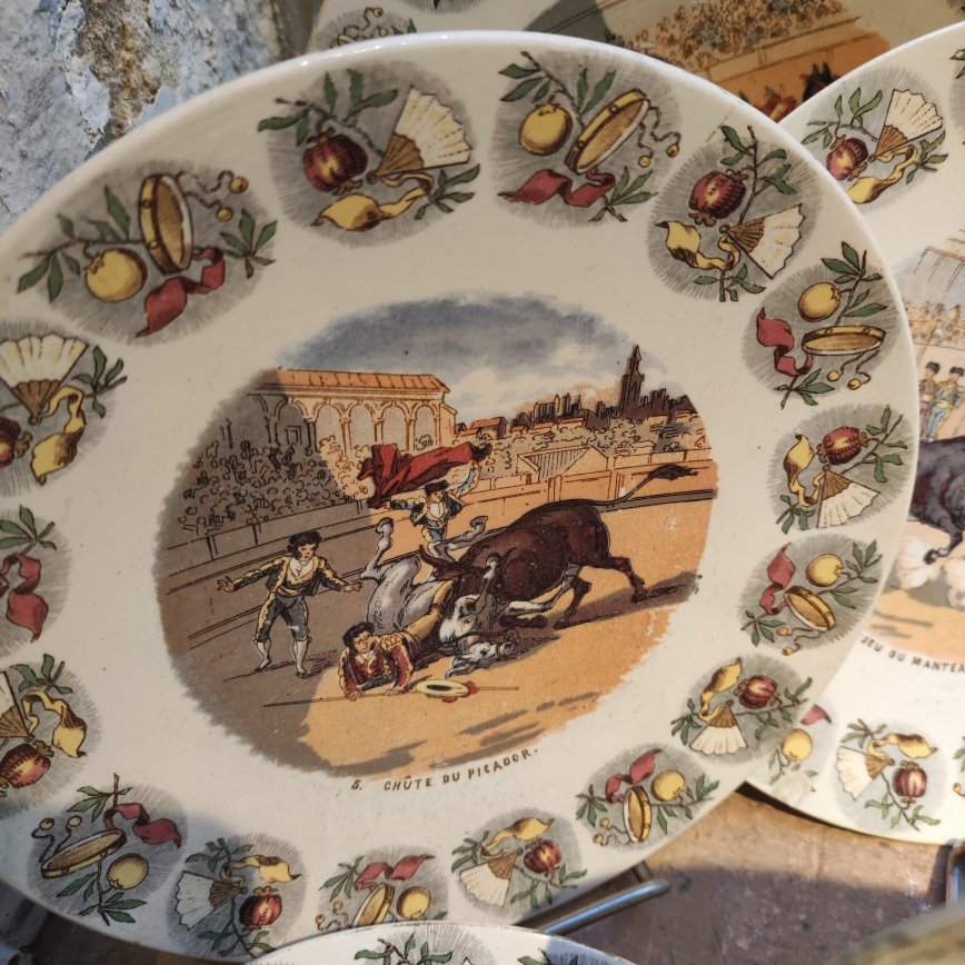 Set Of 11 Plates Depicting Bullfighting Scene-photo-2