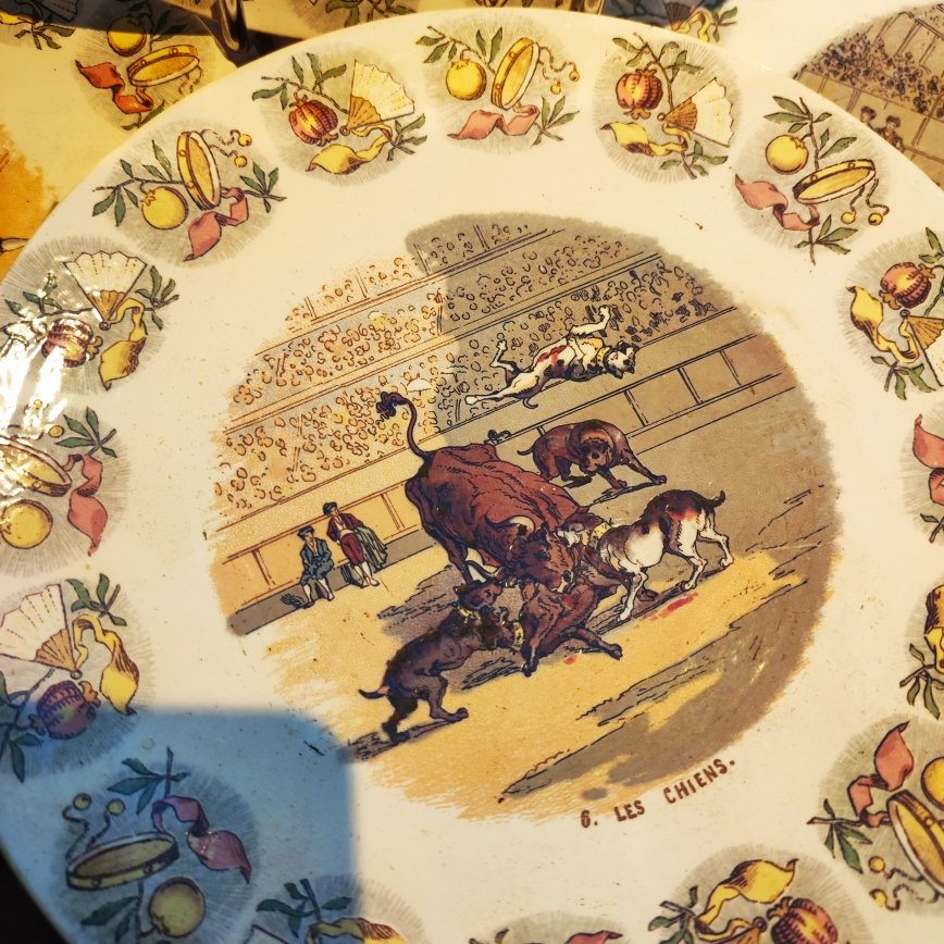 Set Of 11 Plates Depicting Bullfighting Scene-photo-3