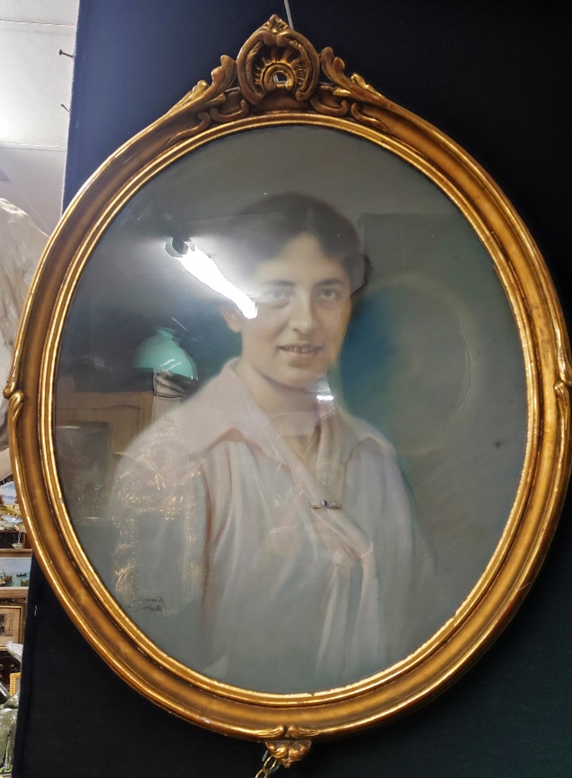 Pair Of Pastel-photo-2