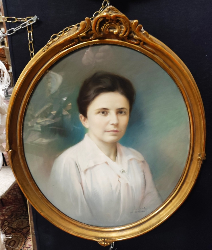 Pair Of Pastel-photo-3