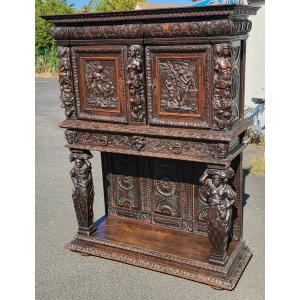 crédence Renaissance de style Henri II en bois sculpté XIXᵉ siècle