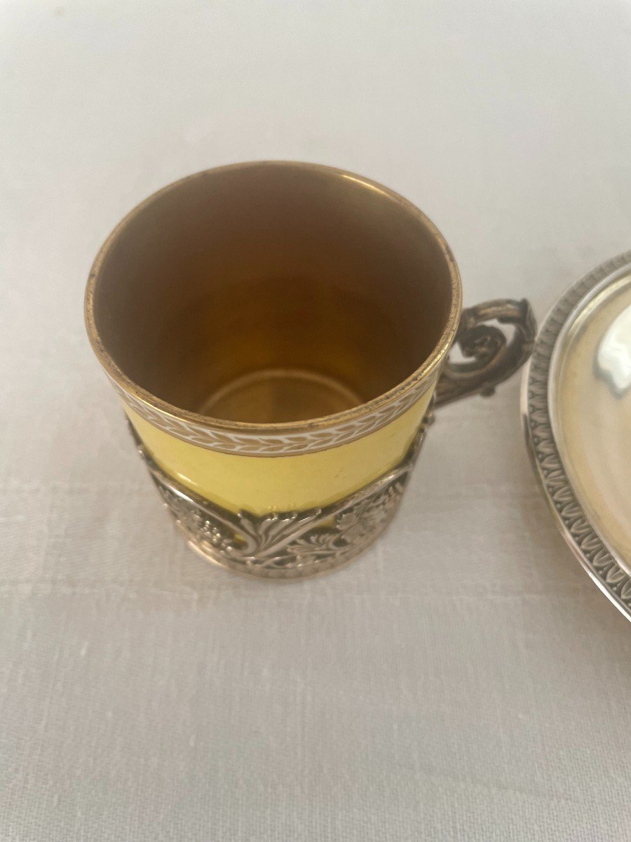 Maison Odiot Et Sèvres Coffee Cup And Saucer In Vermeil And Porcelain-photo-3