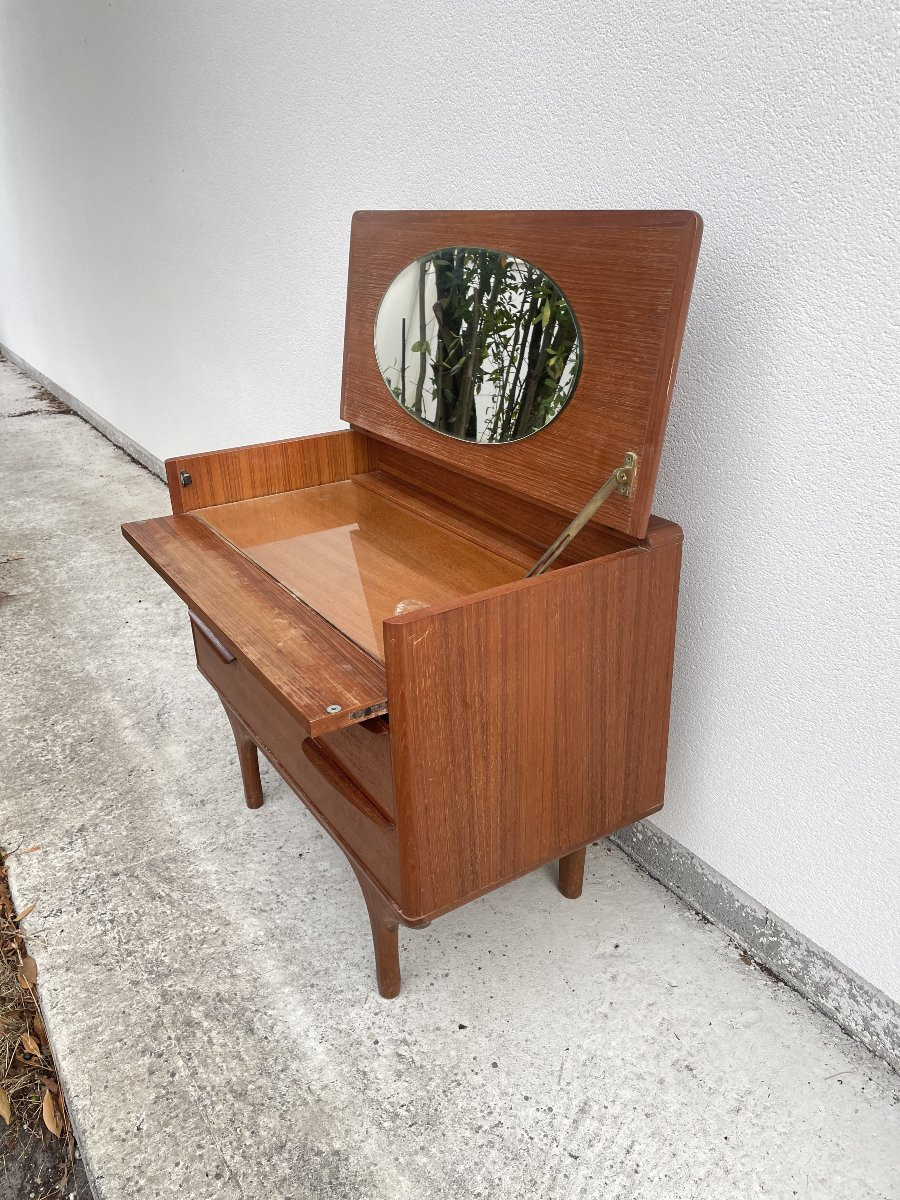 Scandinavian Dressing Table-photo-3