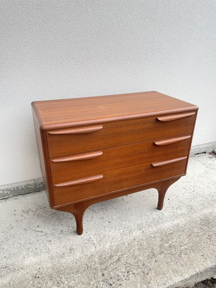 Scandinavian Dressing Table