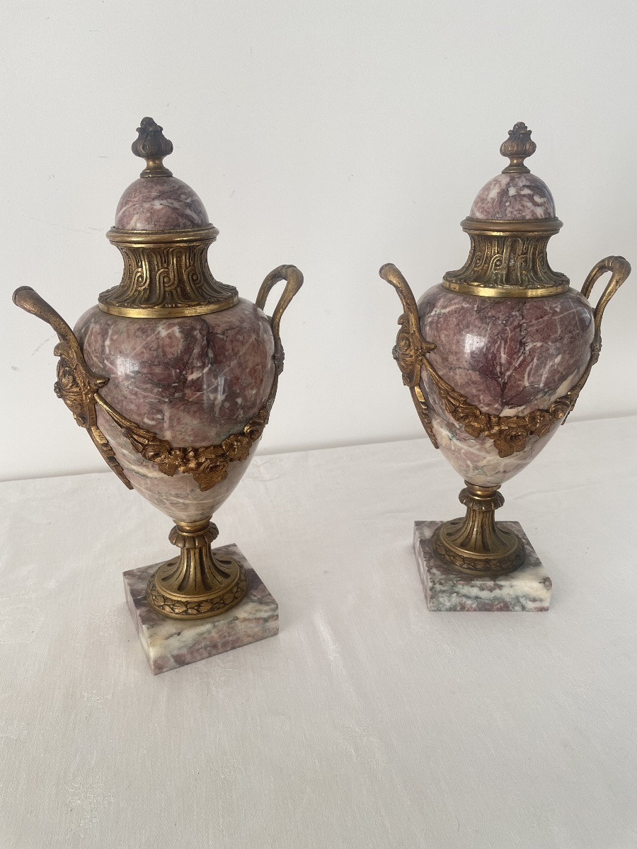 PAIRE DE CASSOLETTES EN MARBRE ET BRONZE XIX SIÈCLE -photo-4