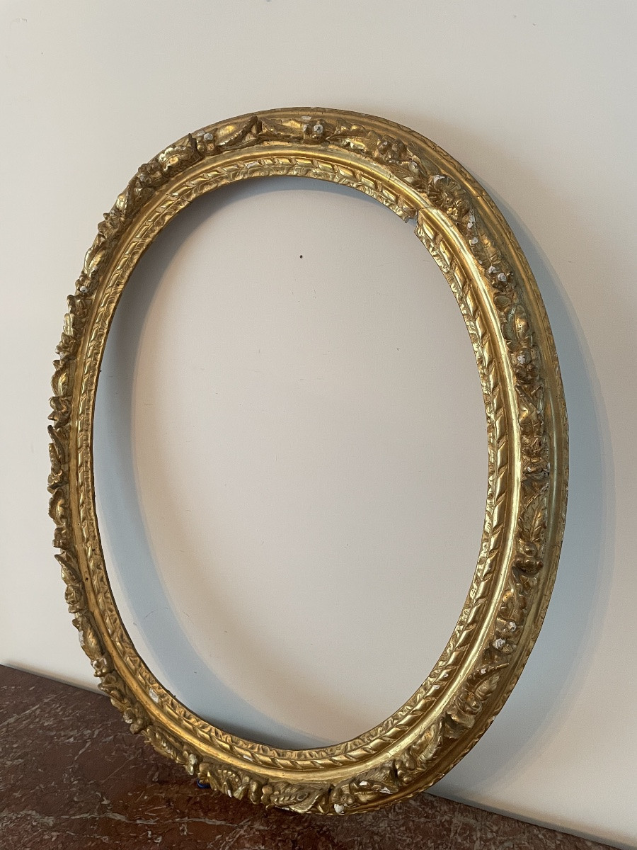 GRAND CADRE EN BOIS DORÉ D’ÉPOQUE XVIII SIECLE -photo-3