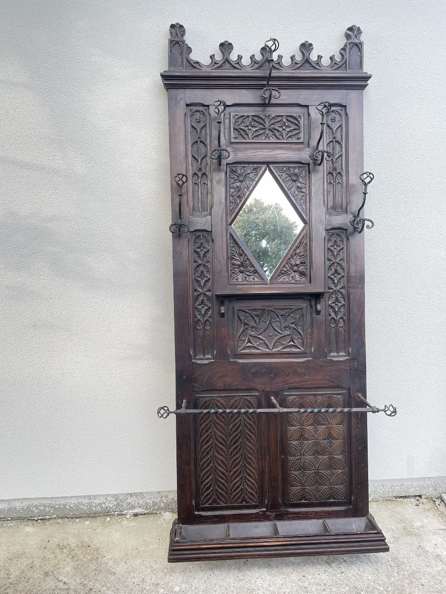 PORTE MANTEAUX NÉOGOTHIQUE EN CHÊNE 