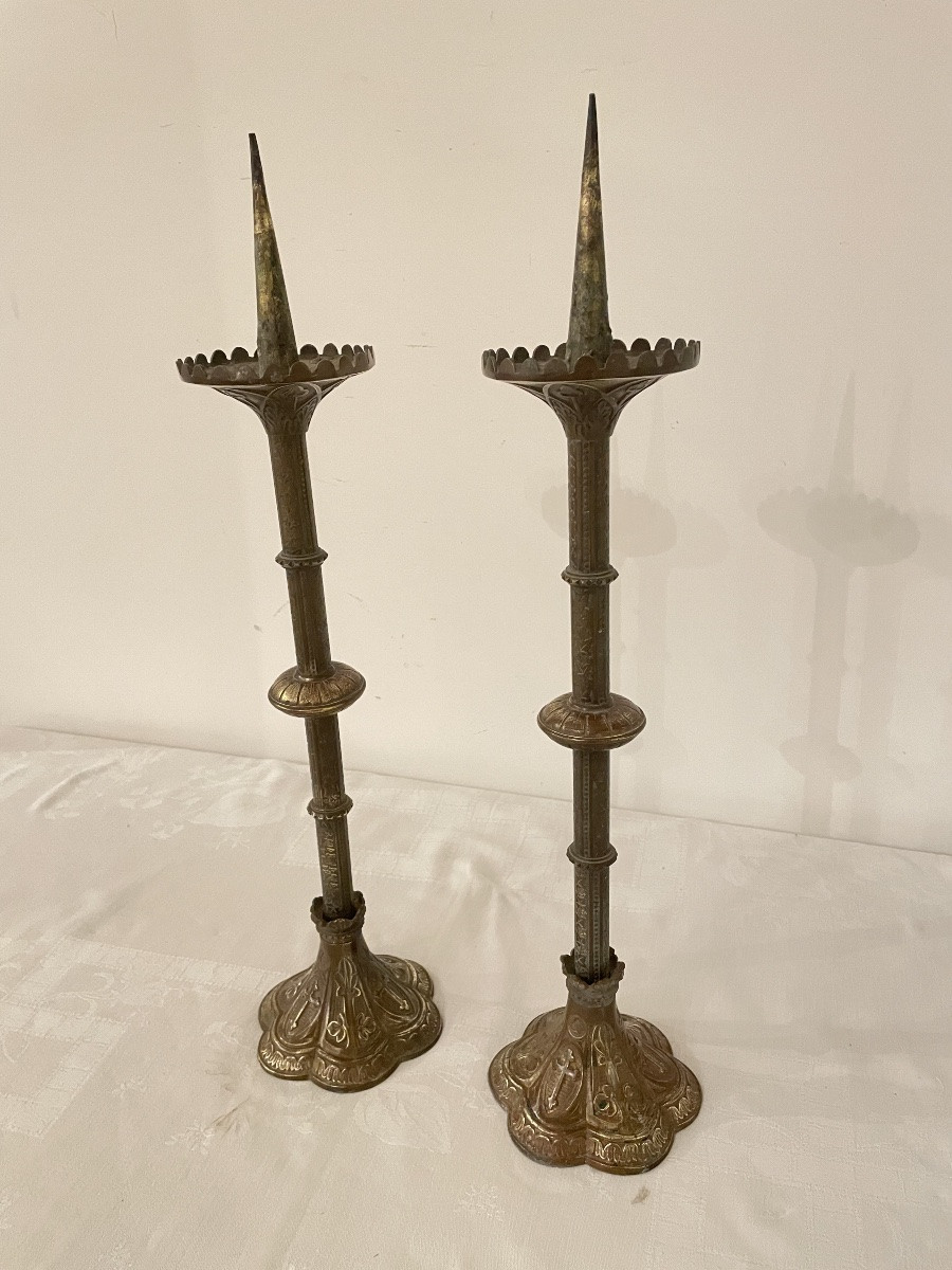 Paire de piques cierges de style Néogothique -photo-2