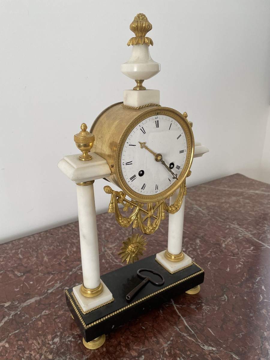 Louis XVI Portique Clock-photo-1