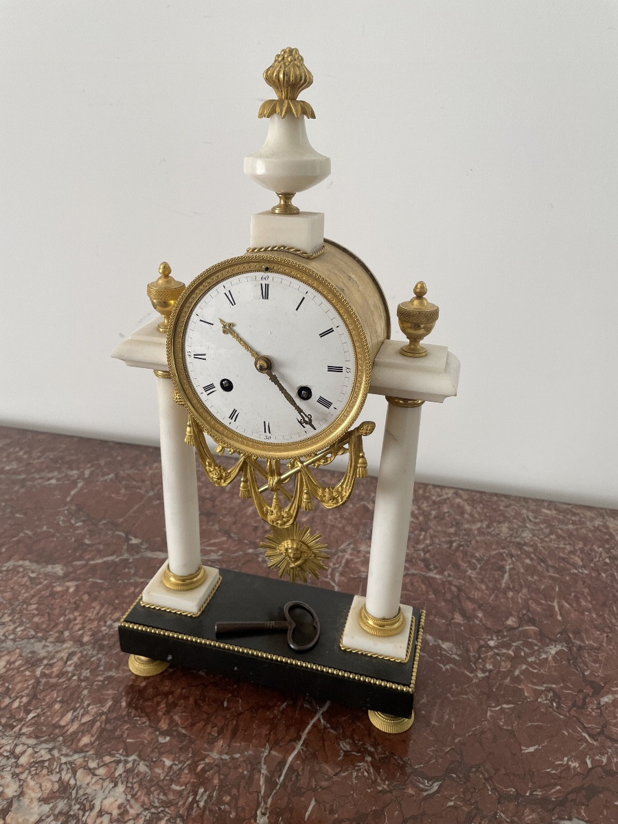Louis XVI Portique Clock