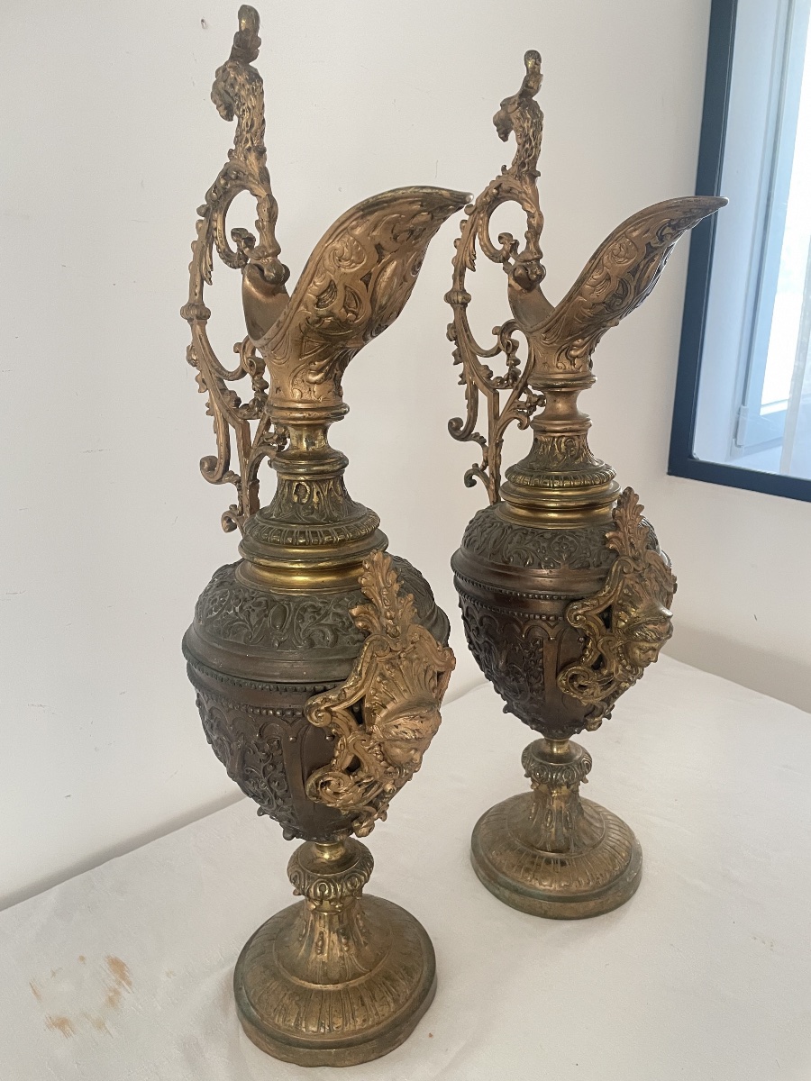 Pair Of Large 19th-century Bronze Ewers -photo-4