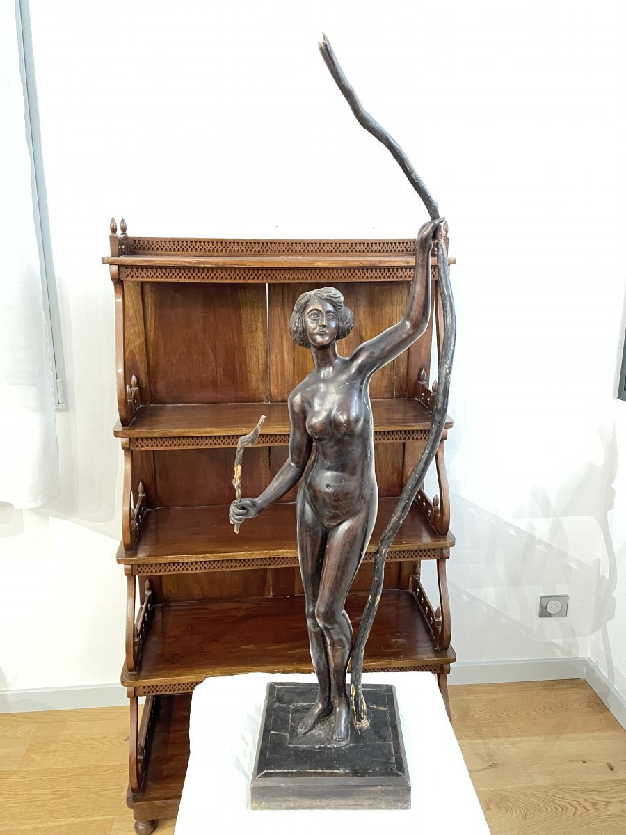 Nude Feminine Wood Sculpture