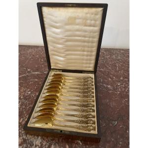 Douze cuillères en argent vermeil de style Régence 