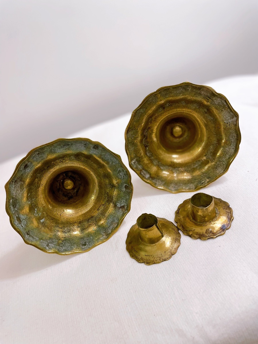 Pair Of 18th-century Bronze Candlesticks-photo-1