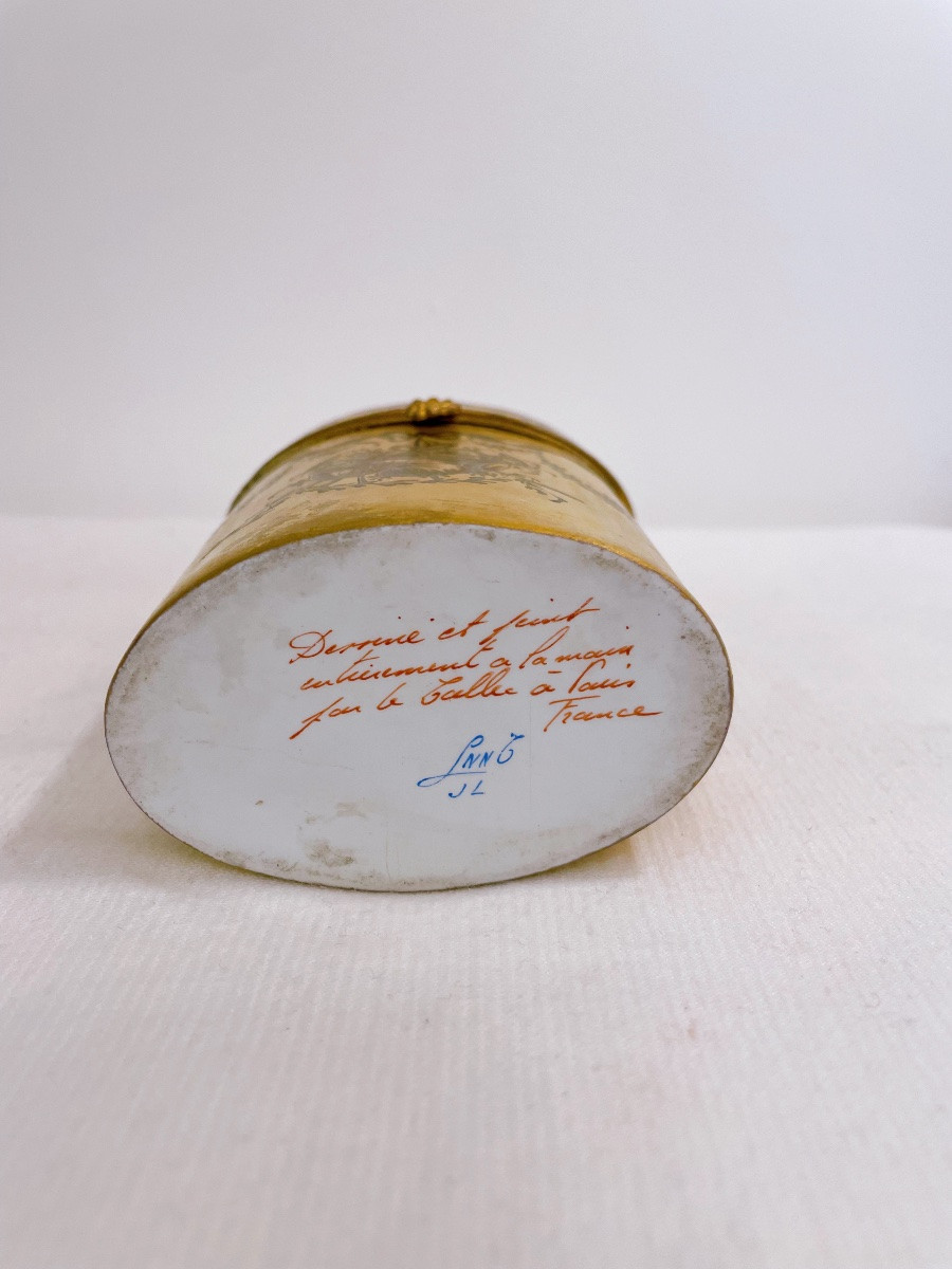 Le Tallec Porcelain Box In Paris-photo-5
