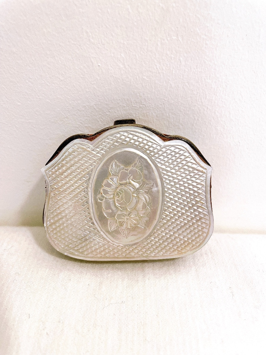 Small Mother-of-pearl Coin Purse From The Napoleon III Era -photo-3
