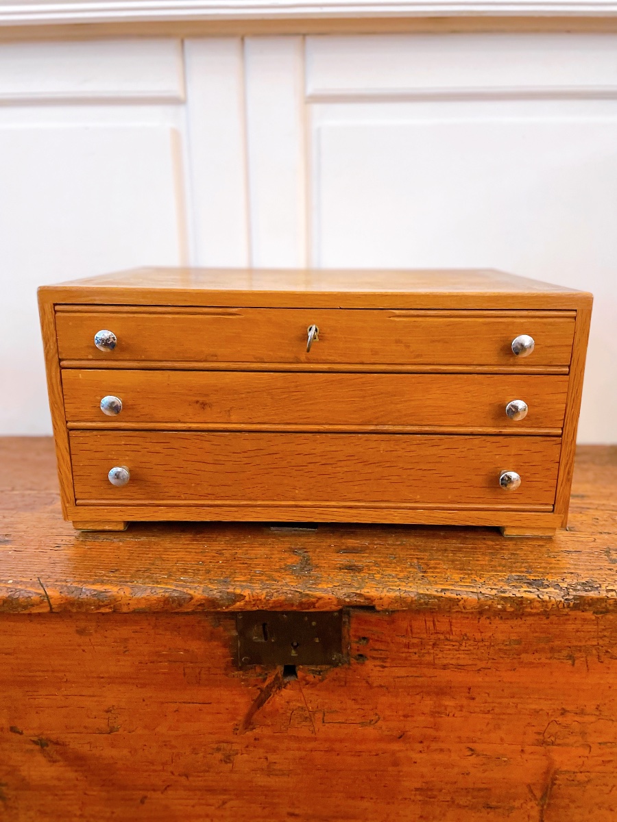 Wooden Box With 3 Drawers For Household Set With Key-photo-2