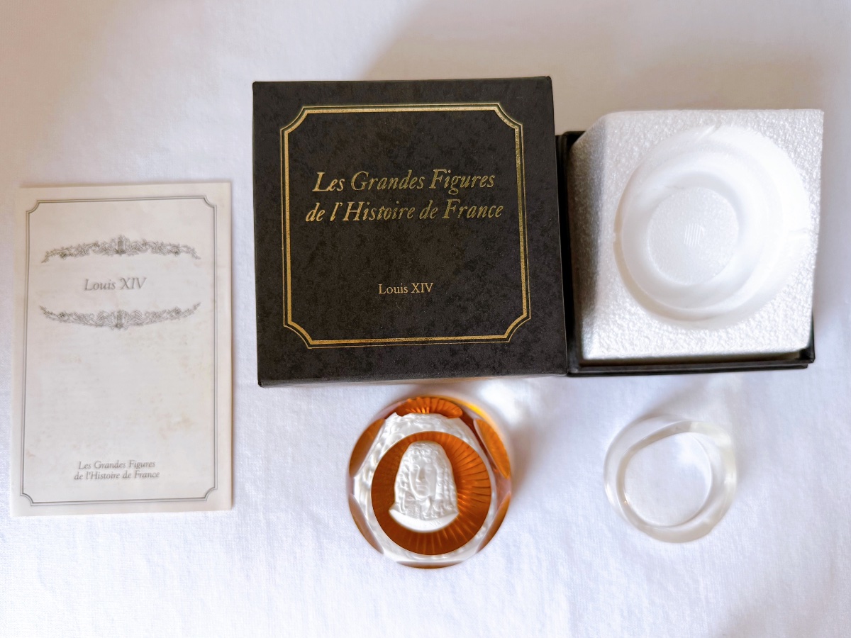 Louis XIV Cameo Set In Baccarat Crystal, Published By Le Médailler-photo-4