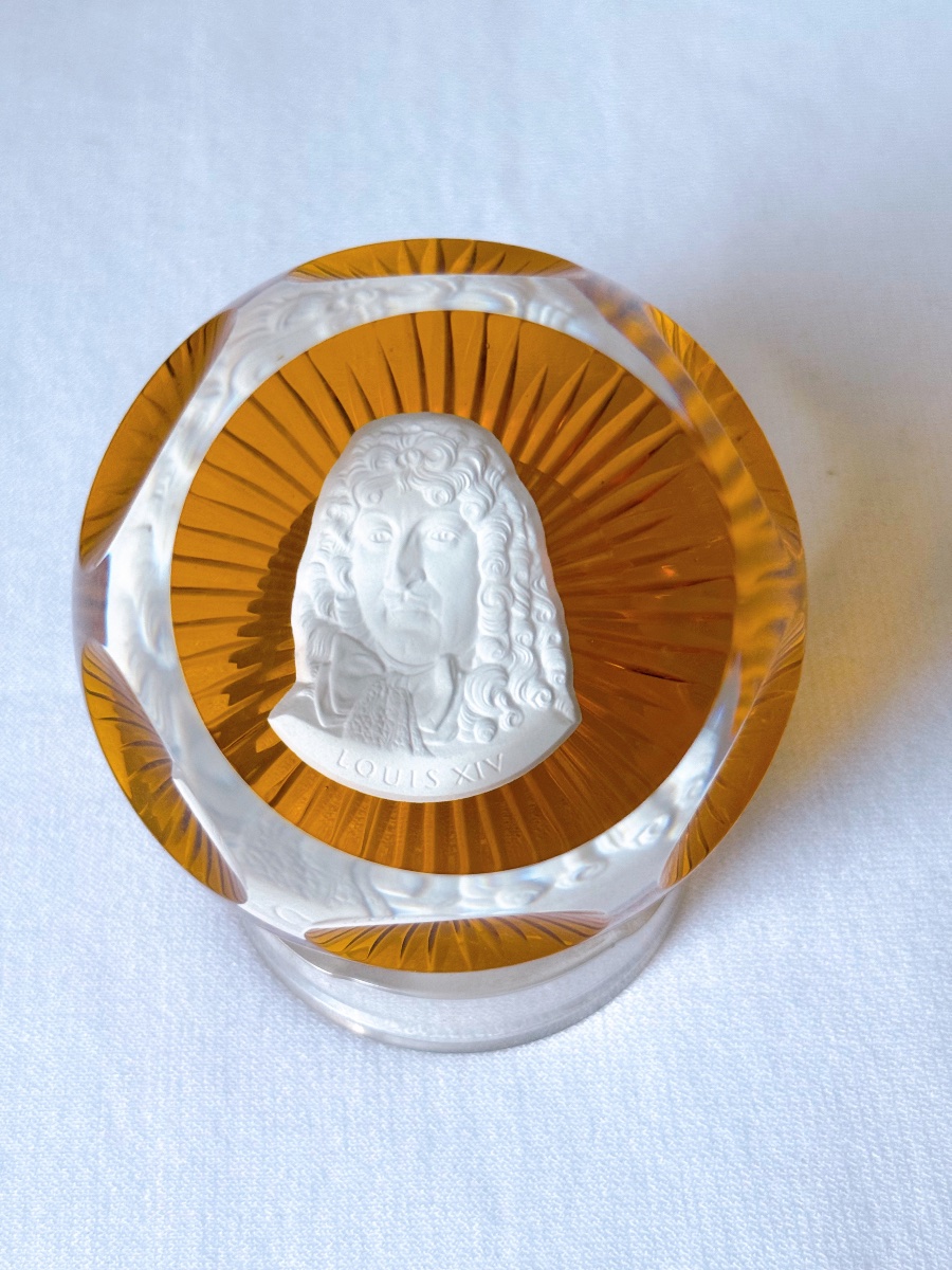 Louis XIV Cameo Set In Baccarat Crystal, Published By Le Médailler