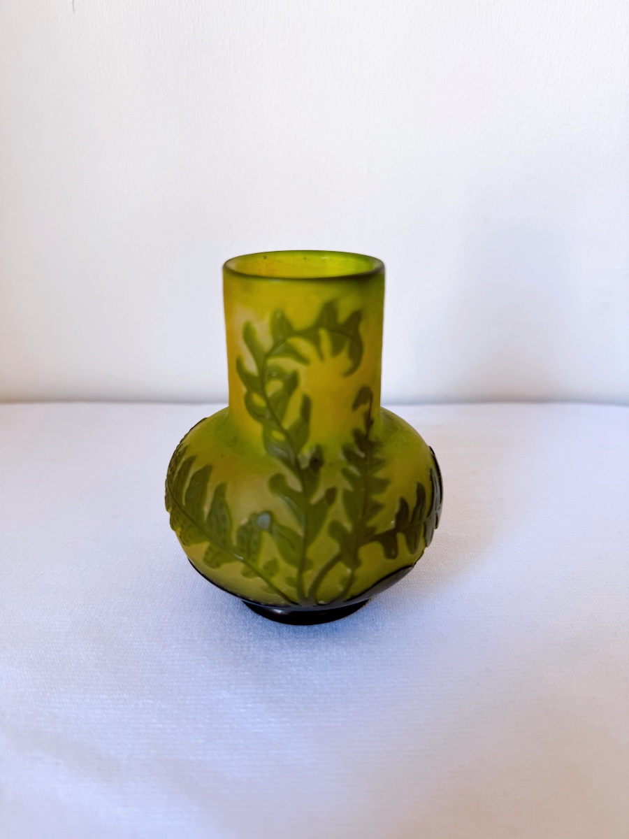 Vase en verre Art nouveau Gallé avec motif de fougère-photo-3