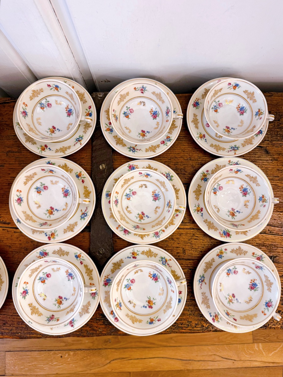 10 tasses et soucoupes Limoges Raynaud-photo-2