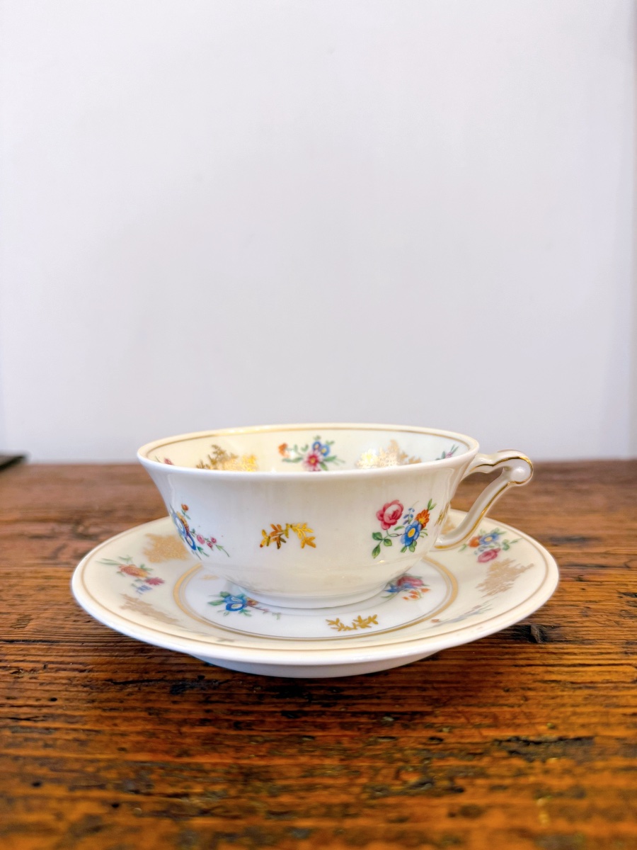 10 tasses et soucoupes Limoges Raynaud-photo-4