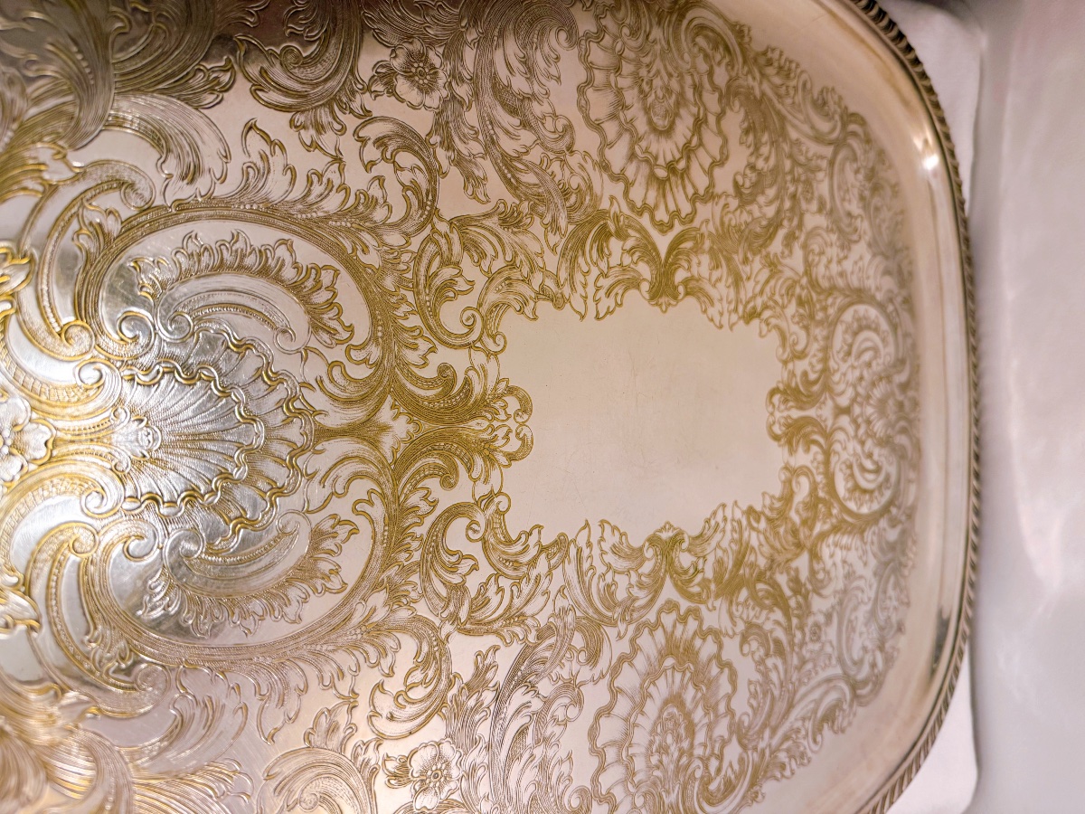 Silver-colored Metal Tray -photo-1