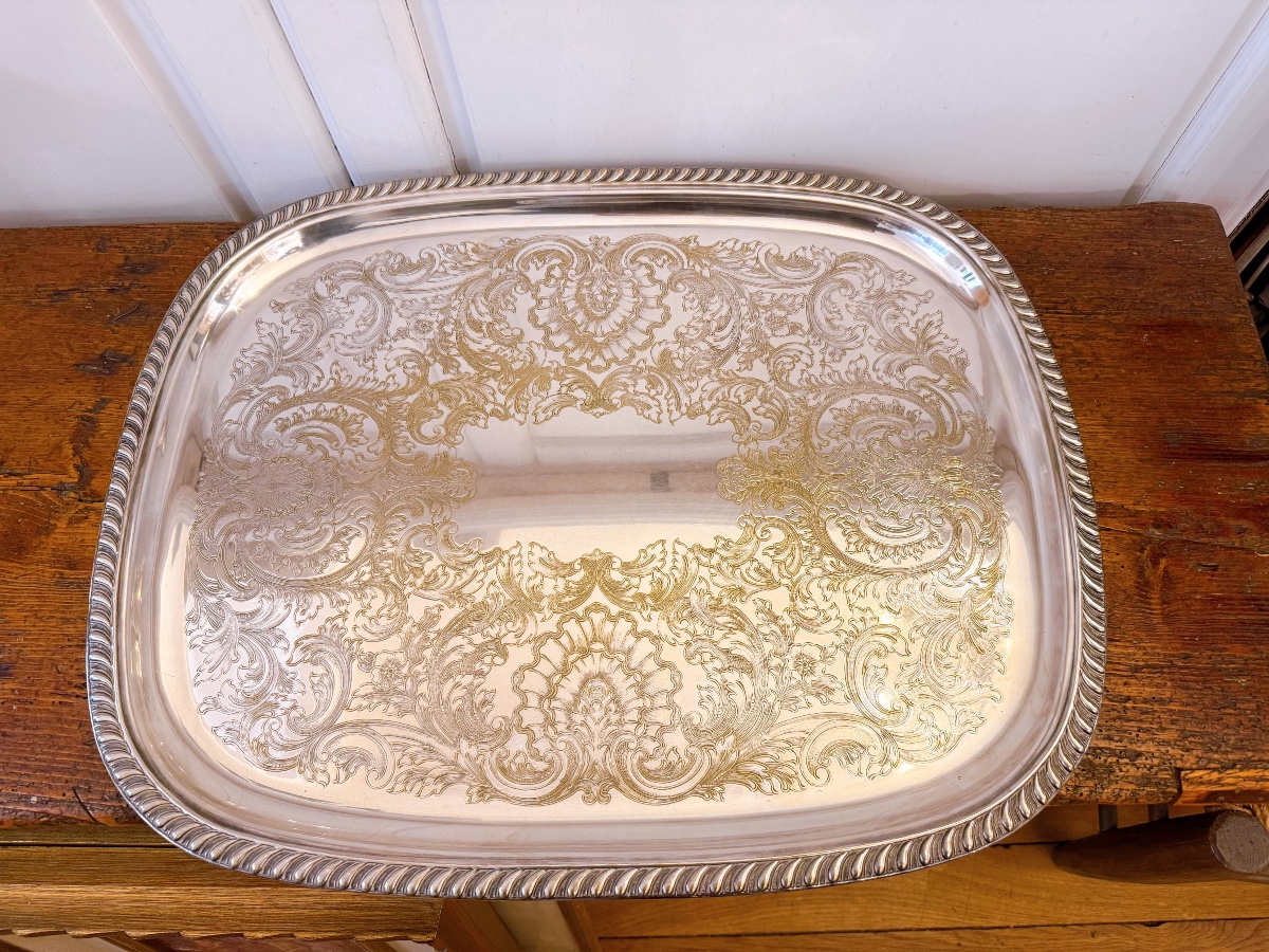 Silver-colored Metal Tray -photo-2