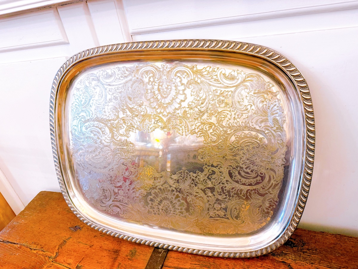 Silver-colored Metal Tray 