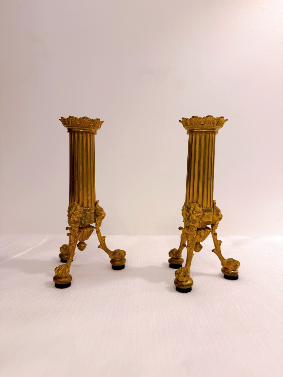 Pair Of Gilded Bronze Candlesticks Decorated With Lion's Claws-photo-2