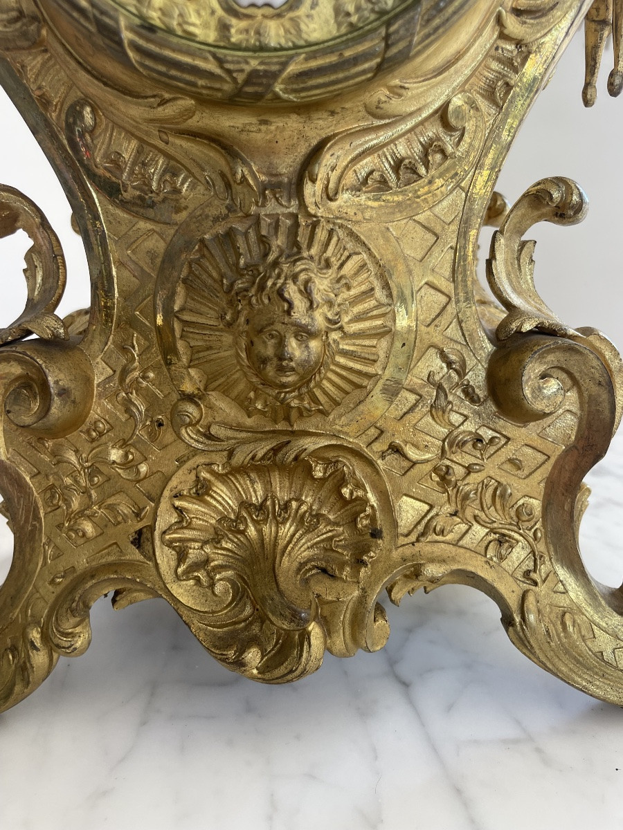 Louis XV Style Cartel Clock Circa 1900 In Gilt Bronze Finely Chiseled With Foliage-photo-4