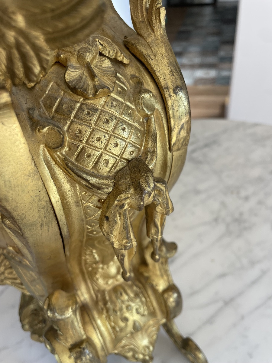 Louis XV Style Cartel Clock Circa 1900 In Gilt Bronze Finely Chiseled With Foliage-photo-4