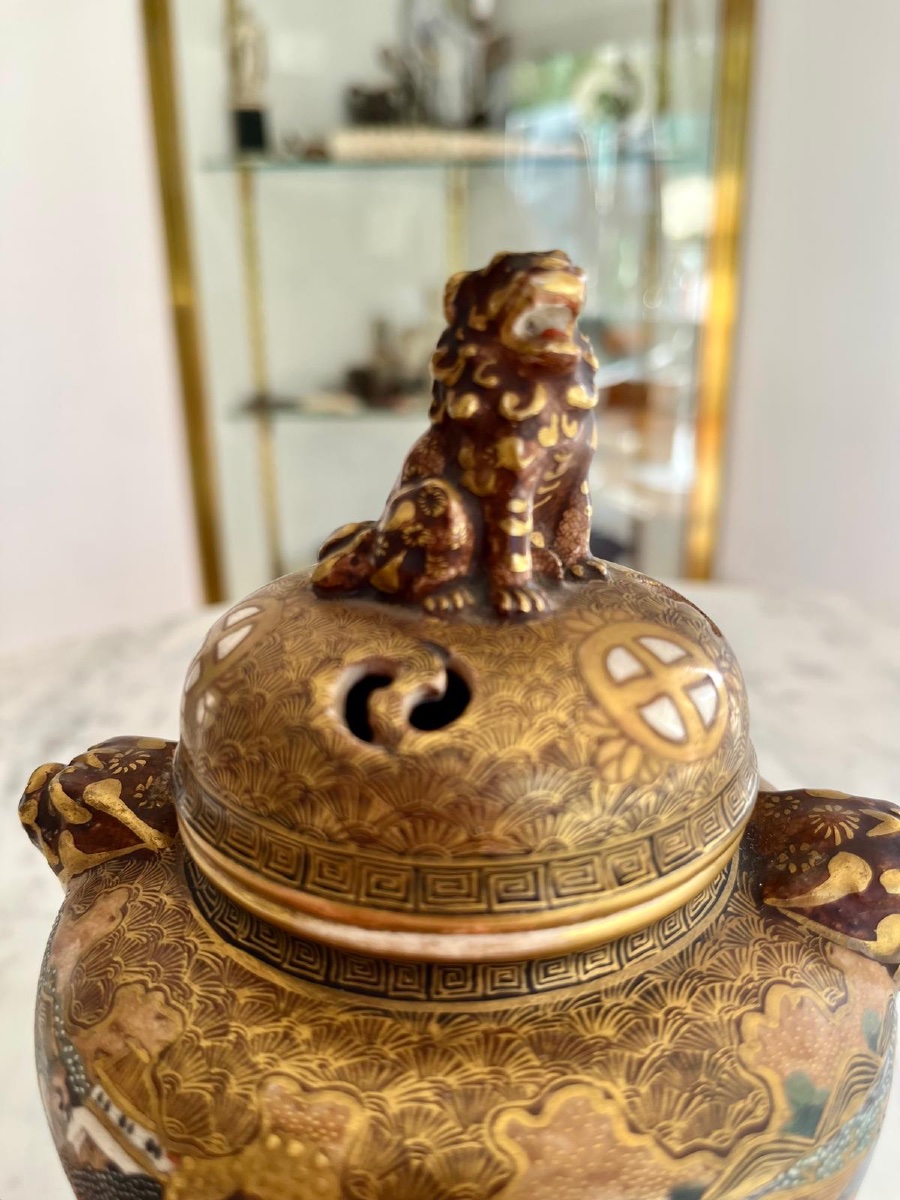 Incense Burner With Figures And Foo Dog, Signed, Satsuma, Japan, Meiji Era (1868-1912).-photo-3